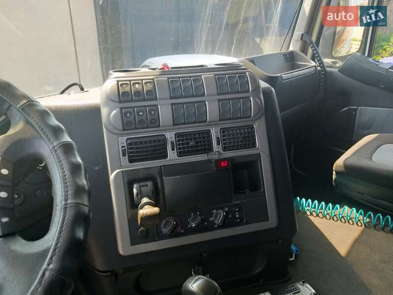 Тягач Iveco Stralis 2011 в Чернігові