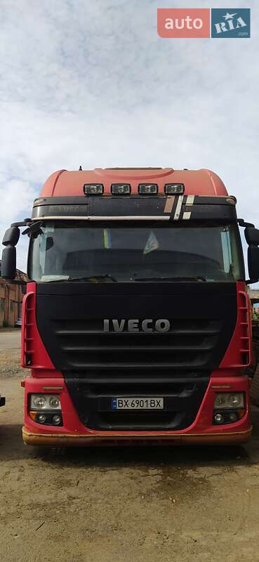 Автовоз Iveco Stralis 2007 в Красилове