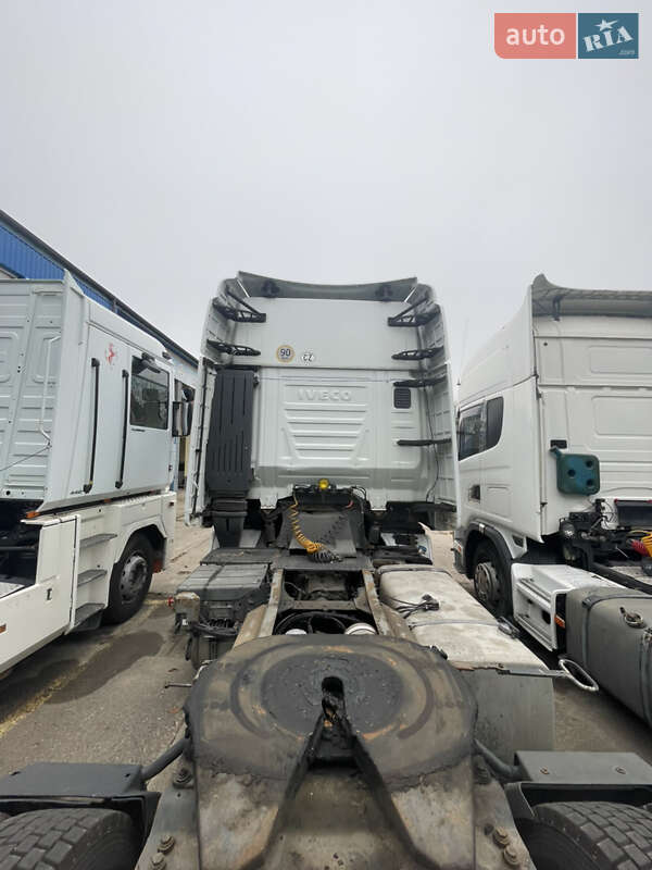 Контейнеровоз Iveco Stralis 2010 в Львові
