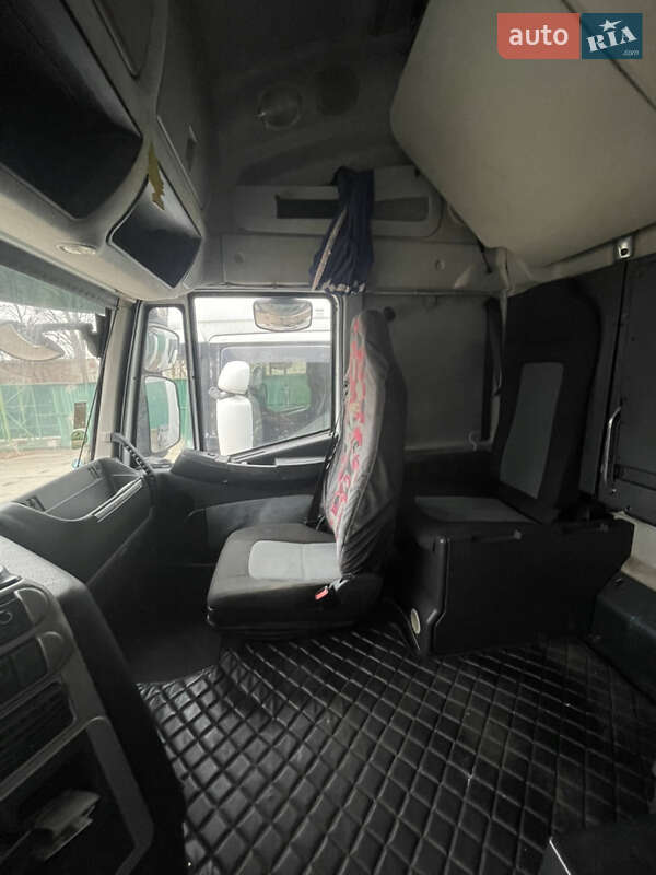 Контейнеровоз Iveco Stralis 2010 в Львові