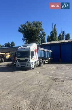 Зерновоз Iveco Stralis 2014 в Кременчуге