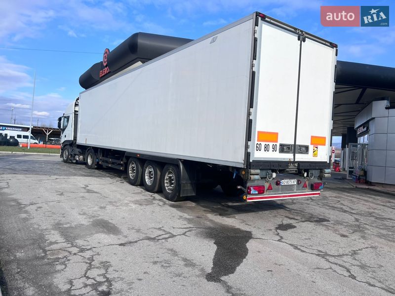 Тягач Iveco Stralis 2015 в Ужгороде