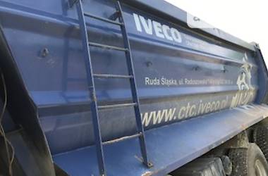 Самосвал Iveco Trakker 2008 в Ивано-Франковске