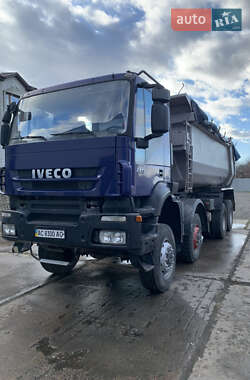 Самоскид Iveco Trakker 2008 в Луцьку