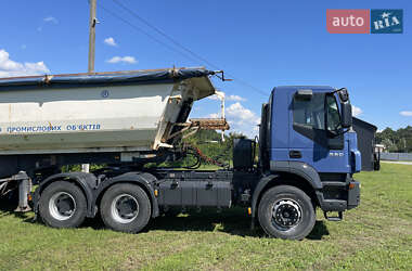 Самосвал Iveco Trakker 2007 в 