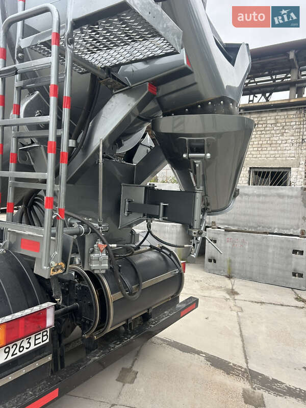 Бетономешалка (Миксер) Iveco Trakker 2007 в Киеве