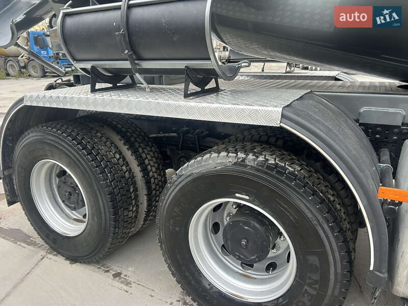 Бетономешалка (Миксер) Iveco Trakker 2007 в Киеве