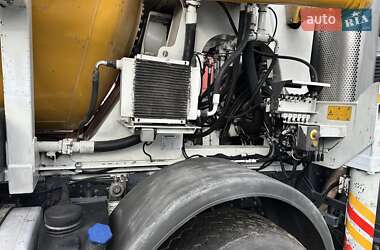 Бетононасос Iveco Trakker 2007 в Чернівцях