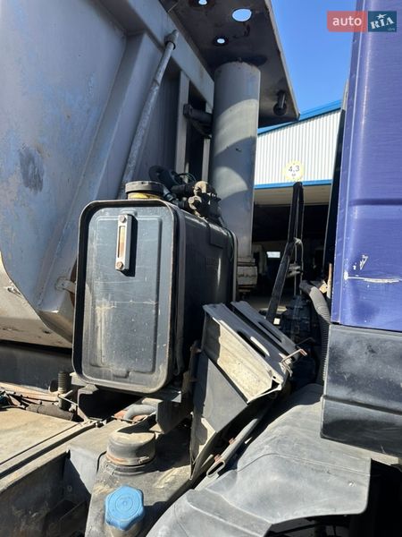 Самосвал Iveco Trakker 2008 в Луцке