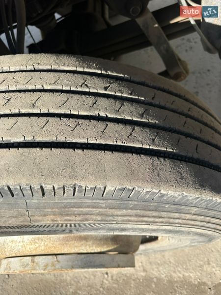 Самосвал Iveco Trakker 2008 в Луцке