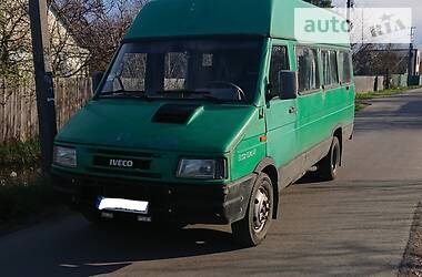 Микроавтобус Iveco TurboDaily пасс. 1996 в Киеве