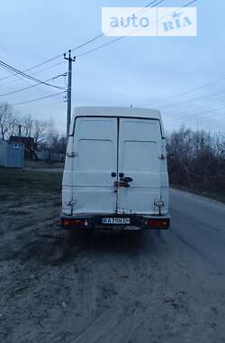 Вантажний фургон Iveco TurboDaily 1998 в Києві