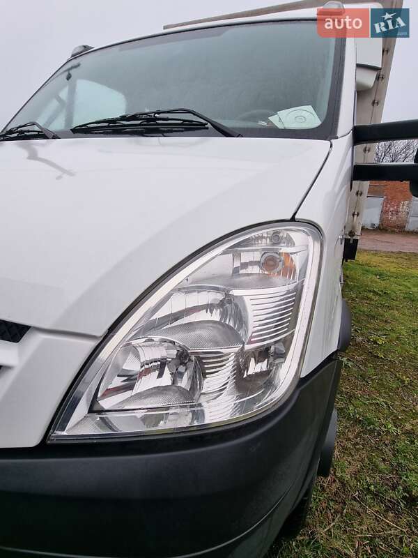 Вантажний фургон Iveco TurboDaily 2008 в Лубнах