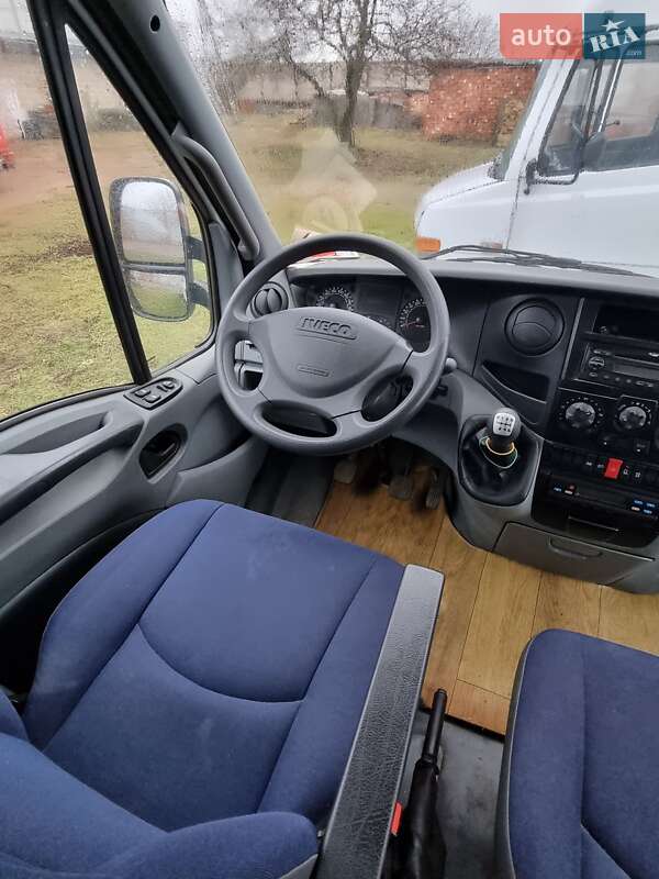 Вантажний фургон Iveco TurboDaily 2008 в Лубнах