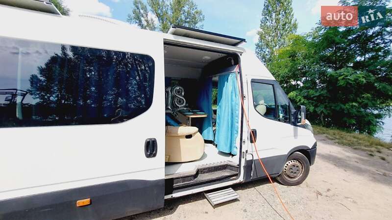 Дом на колесах Iveco TurboDaily 2017 в Киеве