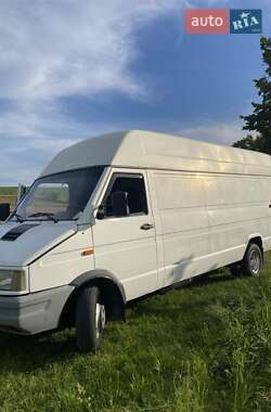 Грузовой фургон Iveco TurboDaily 1998 в Хотине
