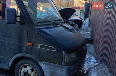 Вантажний фургон Iveco TurboDaily 1997 в Києві