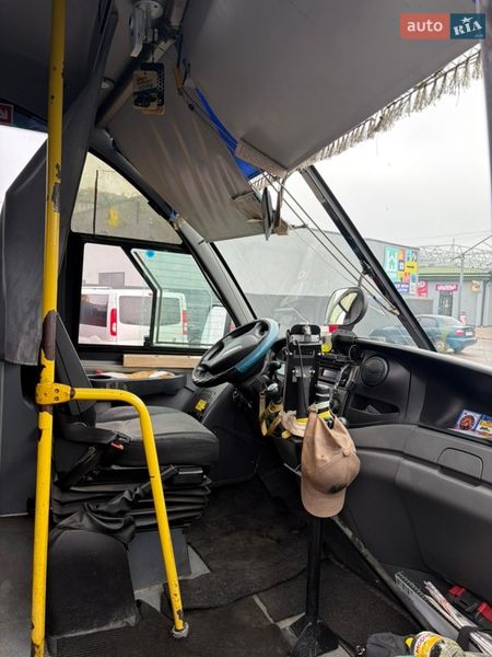 Туристичний / Міжміський автобус Iveco Wing 2013 в Стрию