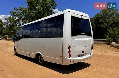 Туристический / Междугородний автобус Iveco Wing 2009 в Дрогобыче