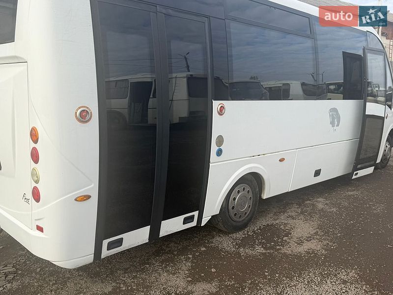 Пригородный автобус Iveco Wing 2015 в Виноградове