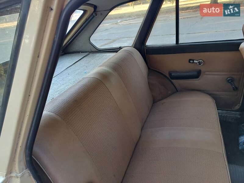 Хэтчбек ИЖ 21251 Комби 1990 в Славутиче