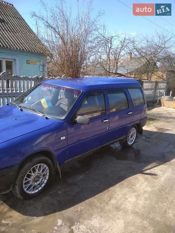 Универсал ИЖ 2126 Орбита 2004 в Ровно