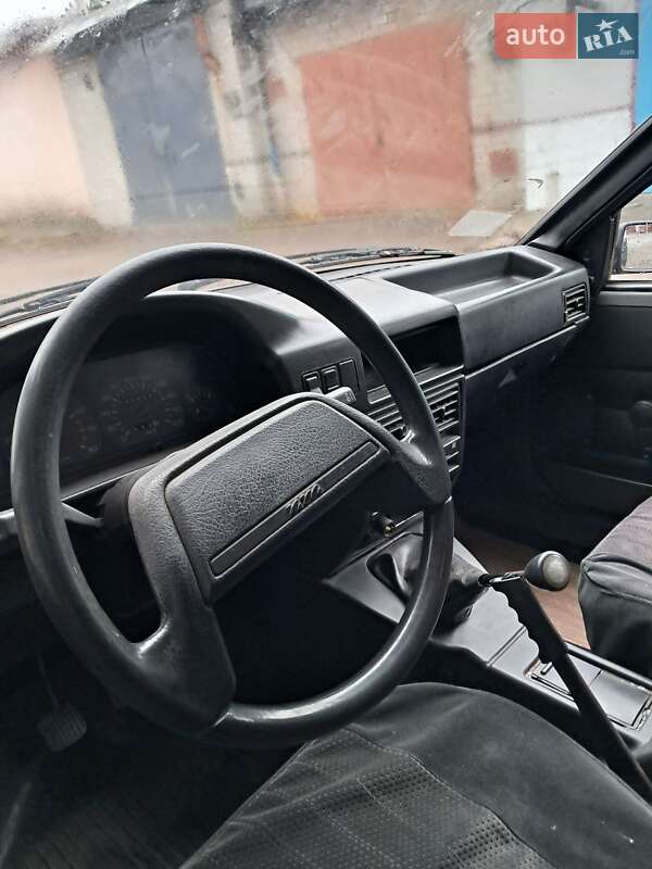 Пикап ИЖ 2717 Ода 2003 в Запорожье фото Пикап ИЖ 2717 Ода 2003 в Запорожье