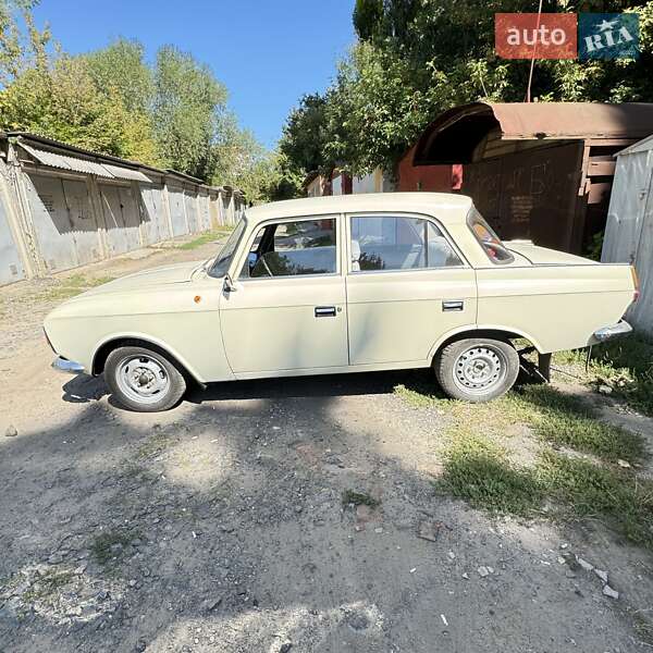 Седан ИЖ 412 ИЭ 1990 в Виннице