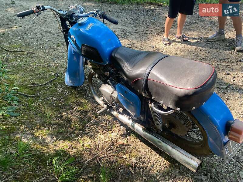 Мотоцикл Классик ИЖ Планета 3 1978 в Кельменцах