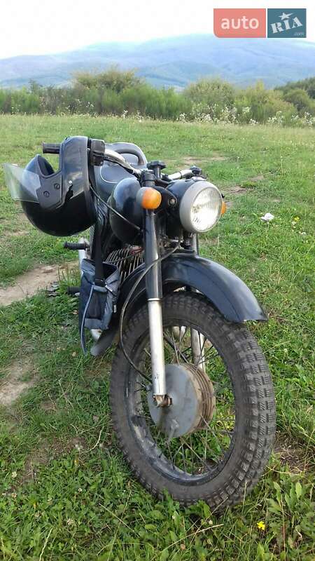 Мотоцикл Классік ІЖ Юпітер 3 2003 в Сваляві