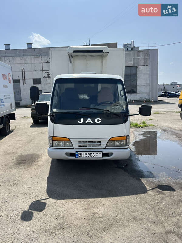 Рефрижератор JAC HFC 1020K 2008 в Киеве