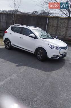 Хэтчбек JAC iEV7S 2019 в 