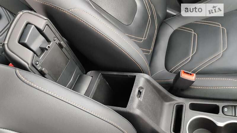 Внедорожник / Кроссовер JAC iEVS4 2020 в Киеве