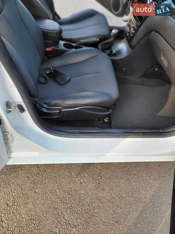 Седан JAC J5 2014 в Запоріжжі