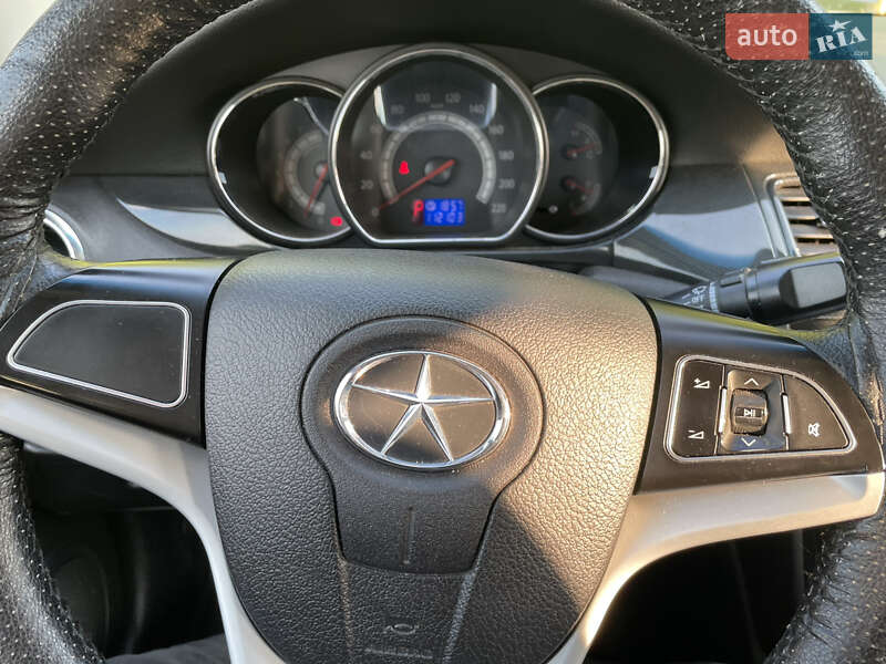 Седан JAC J5 2014 в Киеве
