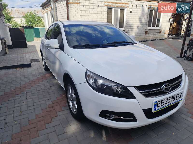 Седан JAC J5 2014 в 