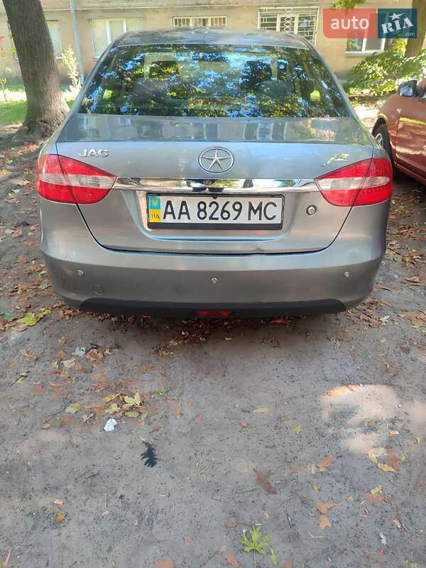 Седан JAC J5 2013 в 