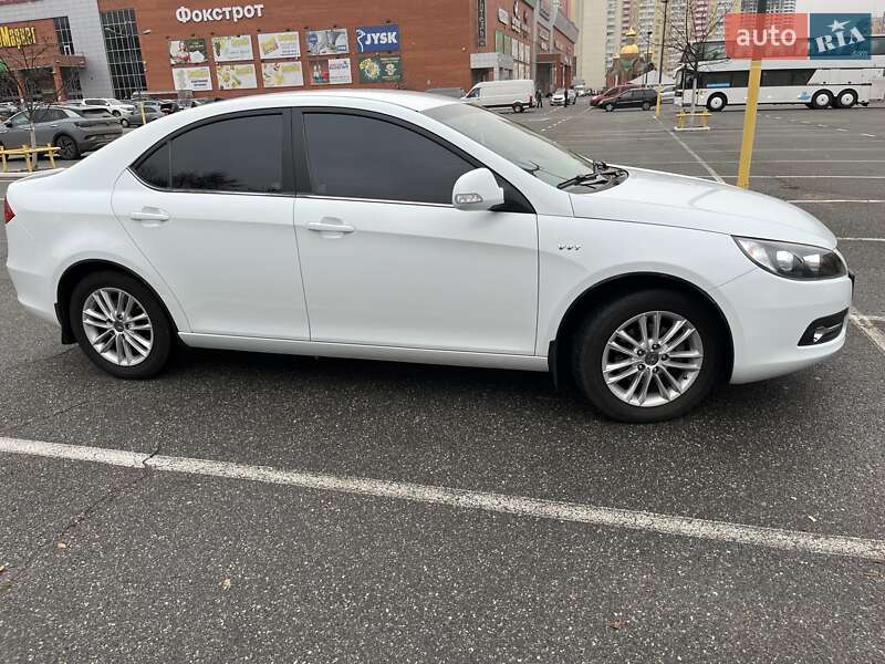 Седан JAC J5 2014 в Броварах