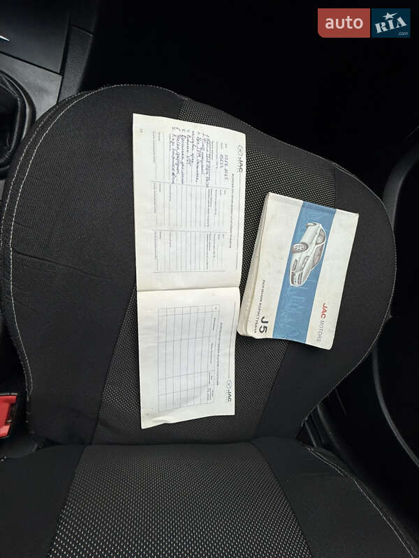 Седан JAC J5 2014 в Львові