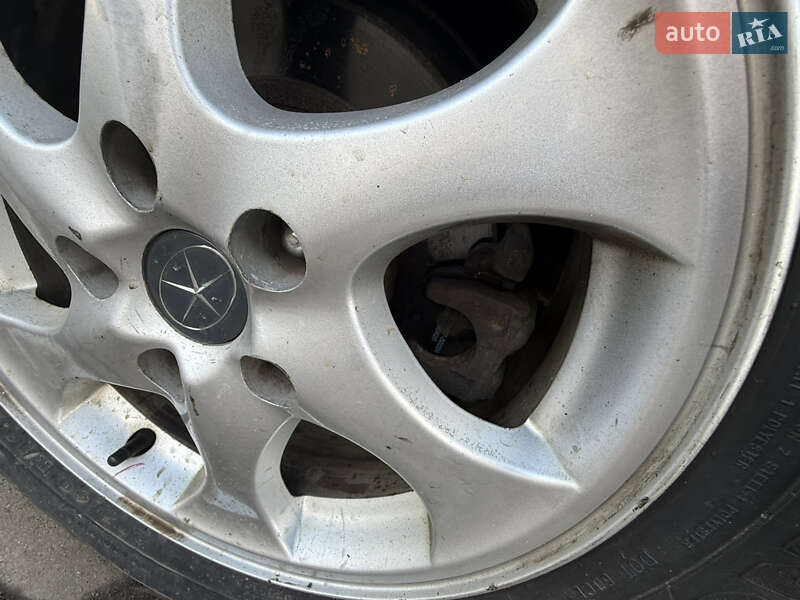 Седан JAC J5 2014 в Львові