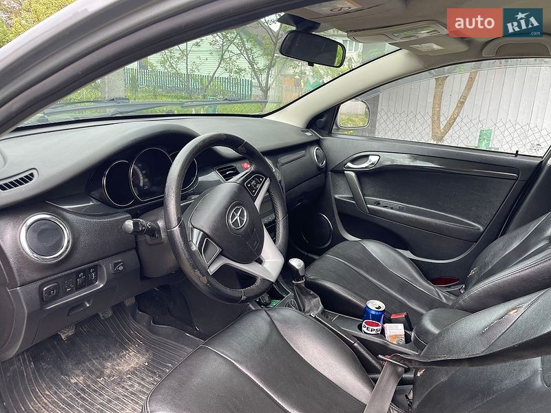 Седан JAC J5 2014 в Долине