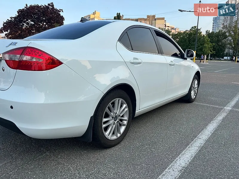 JAC J5 2014