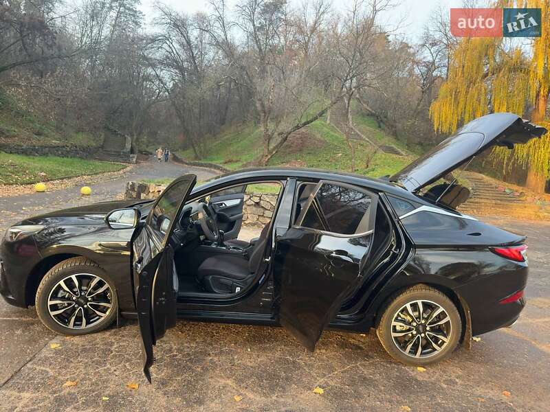 Лифтбек JAC J7 2021 в Черкассах