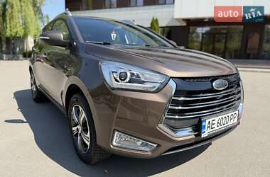 Внедорожник / Кроссовер JAC JS2 2021 в 