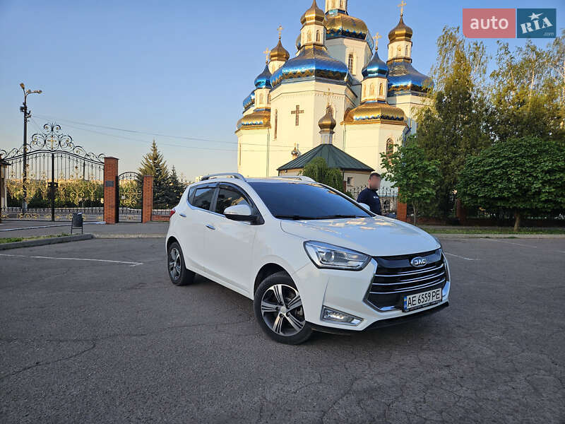 Позашляховик / Кросовер JAC JS2 2021 в 