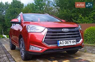 Внедорожник / Кроссовер JAC JS2 2021 в 