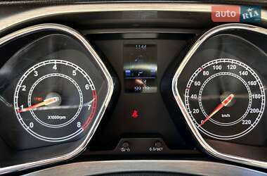 Хетчбек JAC S2 2017 в 