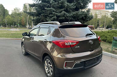 Хэтчбек JAC S2 2018 в 