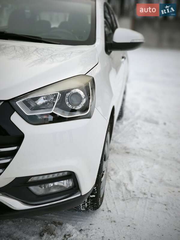 Хэтчбек JAC S2 2017 в Умани