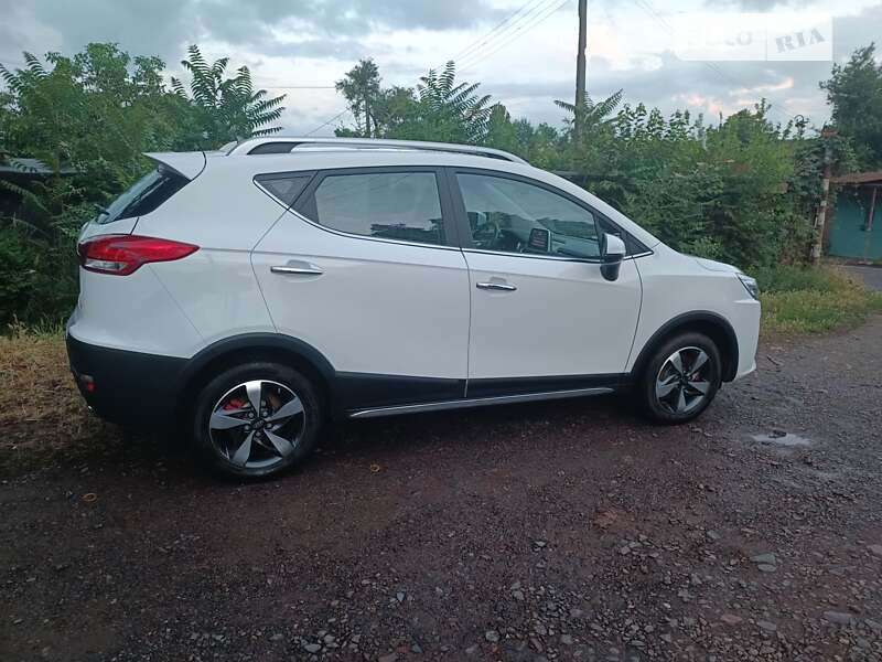 Внедорожник / Кроссовер JAC S3 2020 в Кривом Роге фото 2 Внедорожник / Кроссовер JAC S3 2020 в Кривом Роге